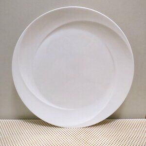 Chop Charger Serving Plate Wedgwood Solar White 13.5" Round Shape 225 Bone China